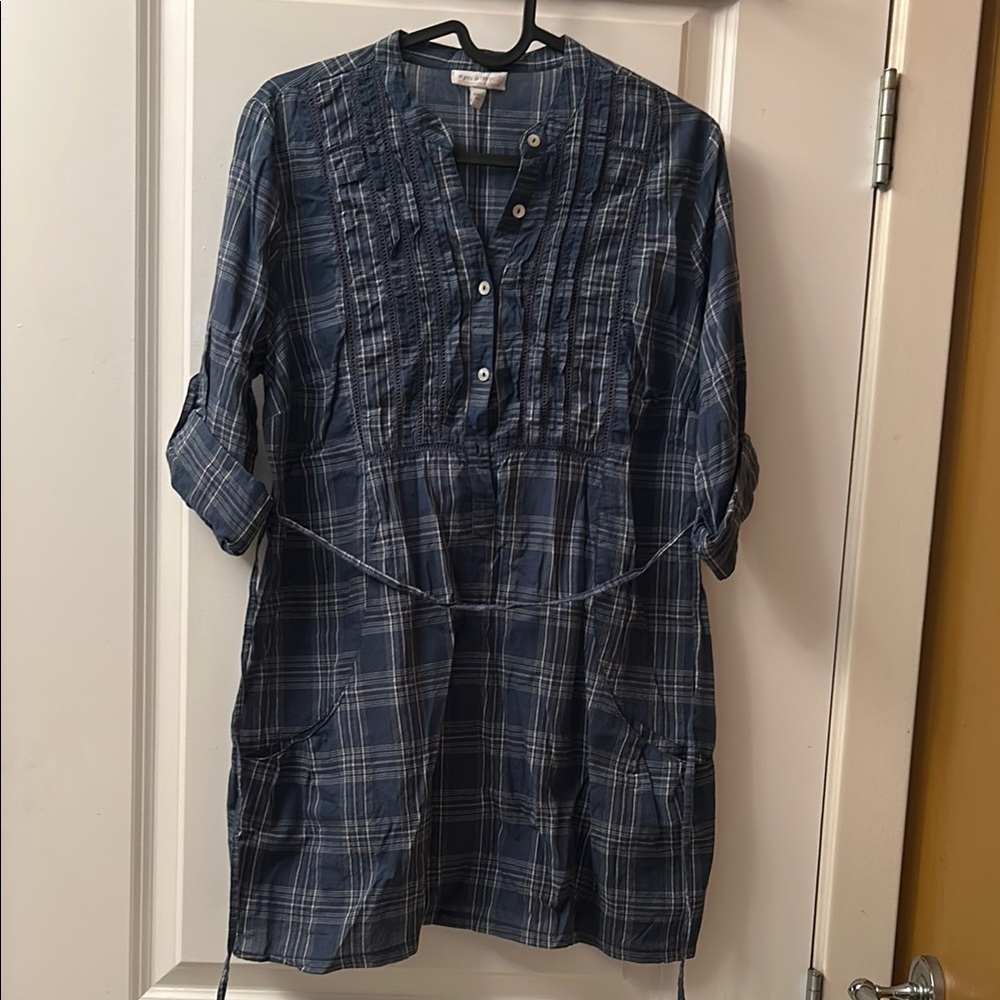 A Pea in the Pod Navy Plaid Maternity Top